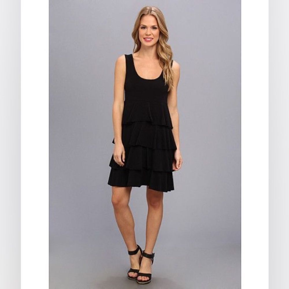 Tiana B Tiered Stretch Dress Medium